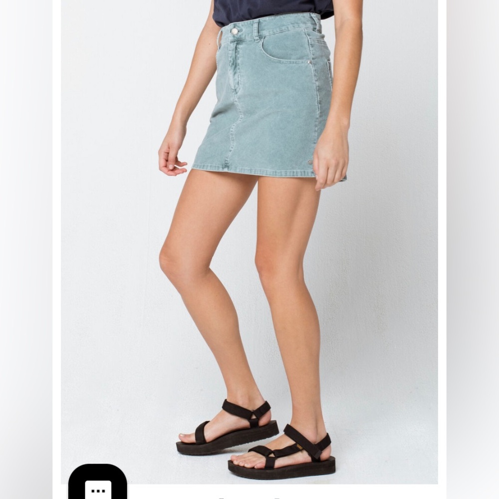 - NWOT Roxy Linger Longer Corduroy Mini Skirt Sea Foam S